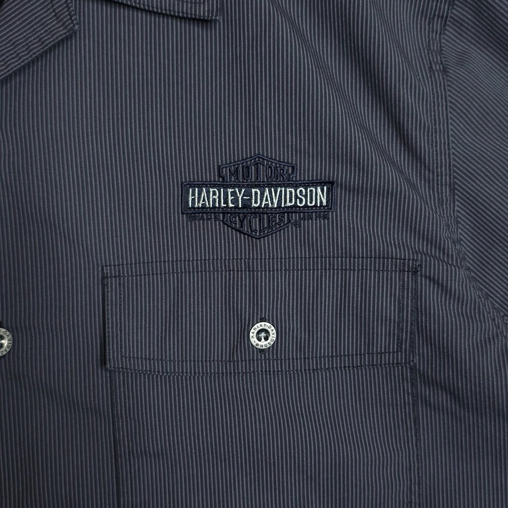 Harley Davidson Button Up Shirt Mens Medium Black Pinstripe Embroidered Logo - Picture 4 of 9